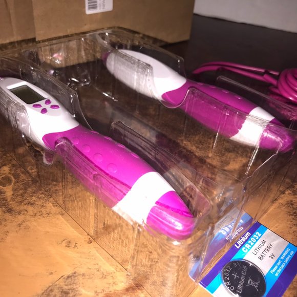 Electronic Counting Jump Rope - New in Box - - Picture 4 of 10